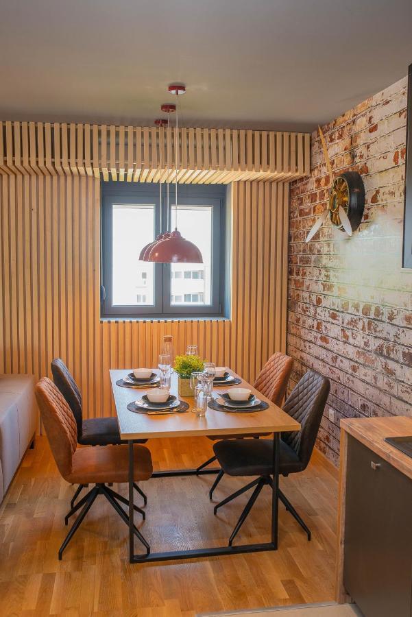 Stylish Two Bedroom Apartment At Ljubovic-Hill Park Подгорица Экстерьер фото