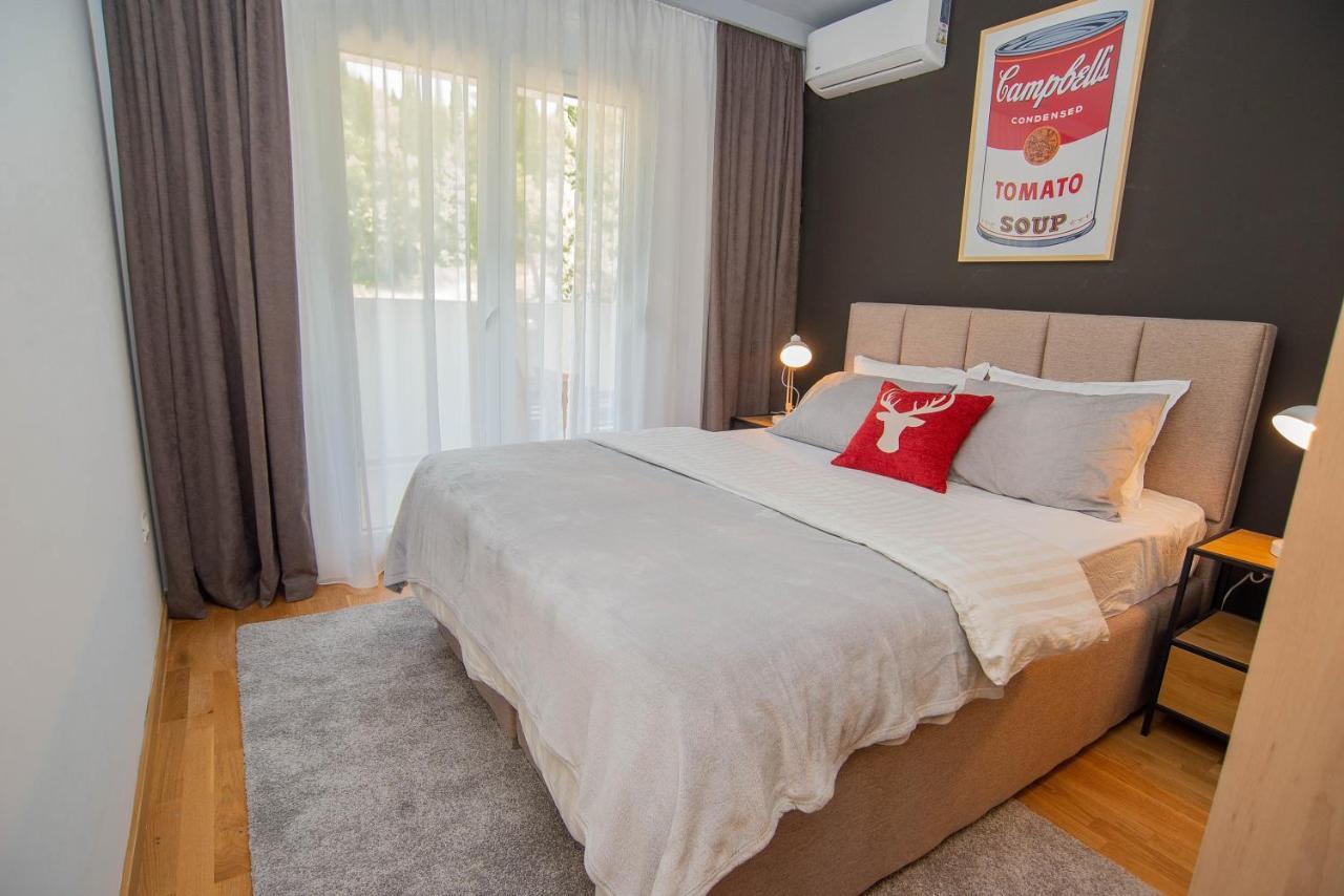 Stylish Two Bedroom Apartment At Ljubovic-Hill Park Подгорица Экстерьер фото