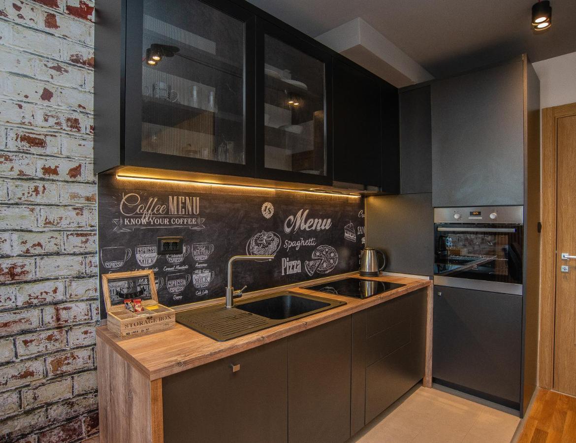 Stylish Two Bedroom Apartment At Ljubovic-Hill Park Подгорица Экстерьер фото